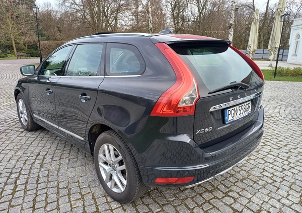 Volvo XC 60 cena 103300 przebieg: 183000, rok produkcji 2017 z Dobrzyca małe 56